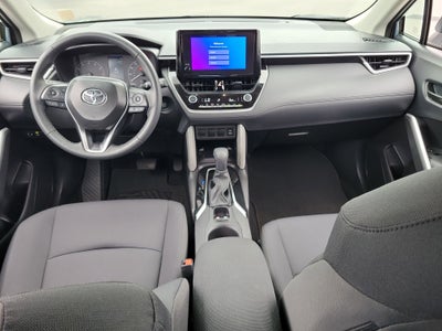 2025 Toyota Corolla Cross LE