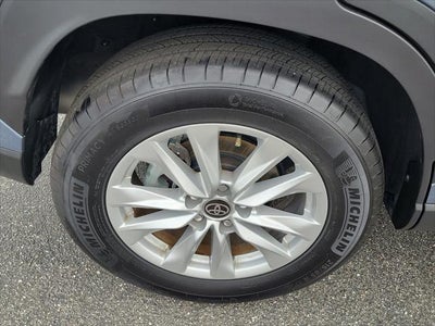 2025 Toyota Corolla Cross LE