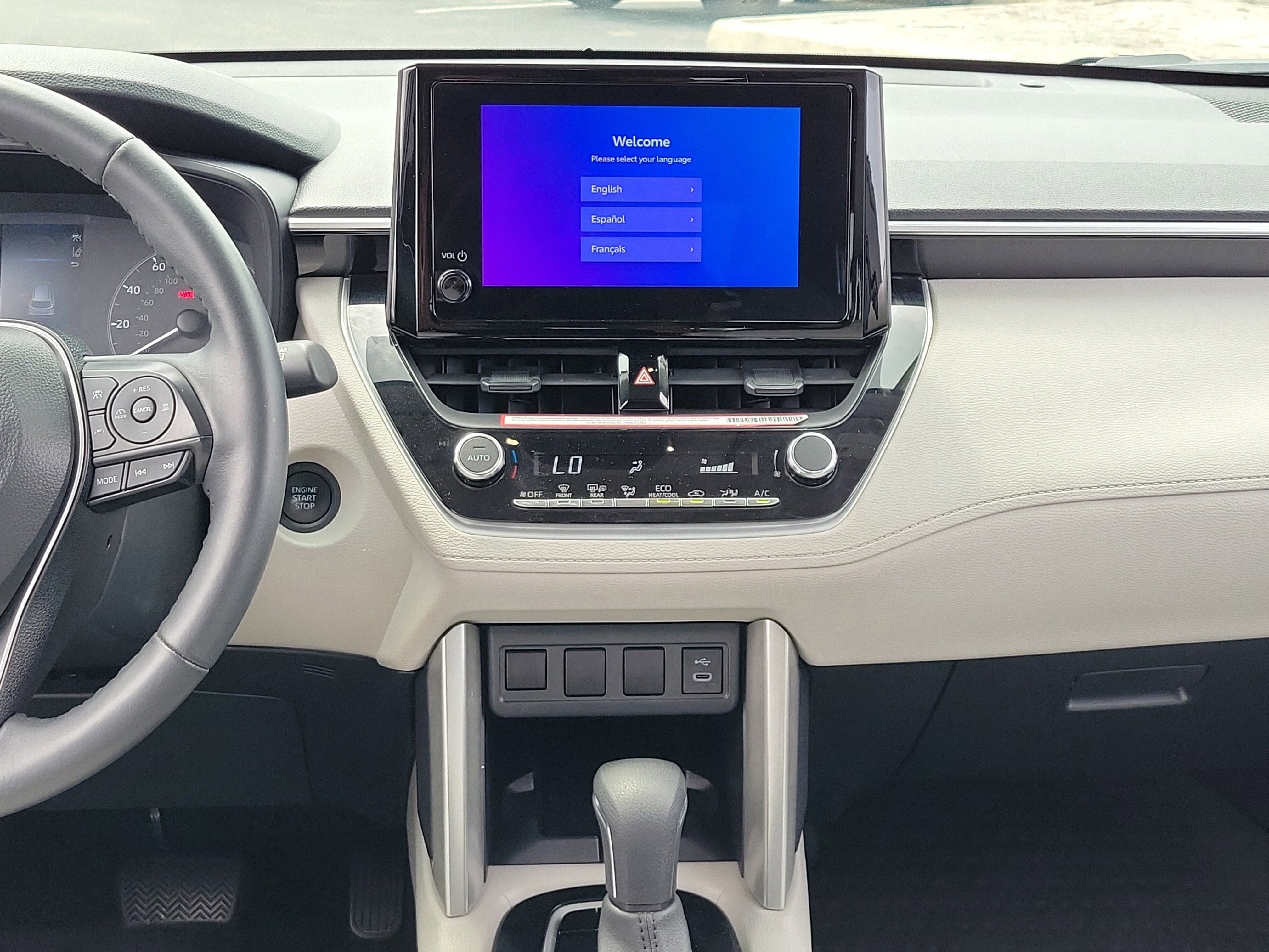 2024 Toyota Corolla Cross LE