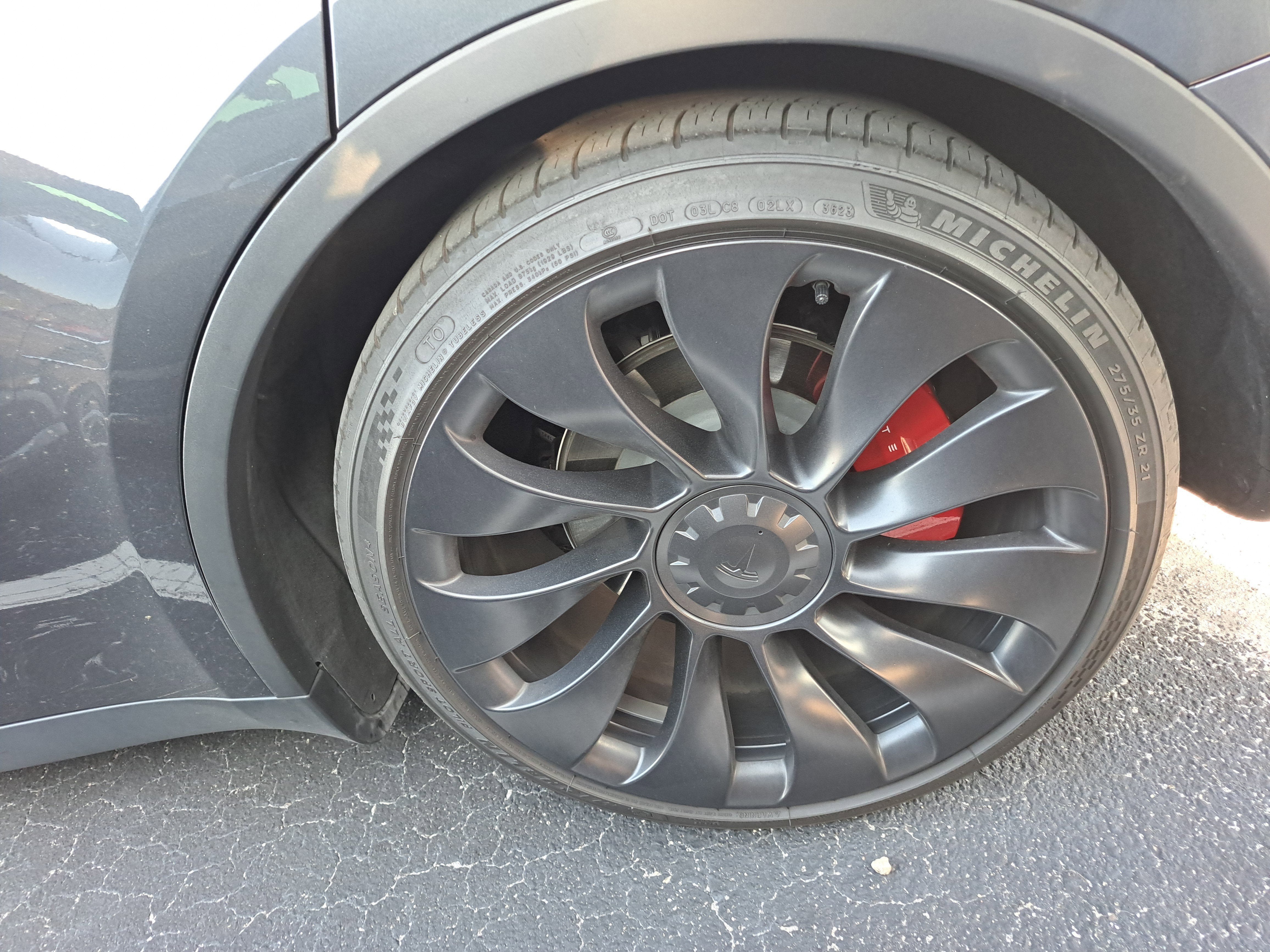 2024 Tesla Model Y Performance