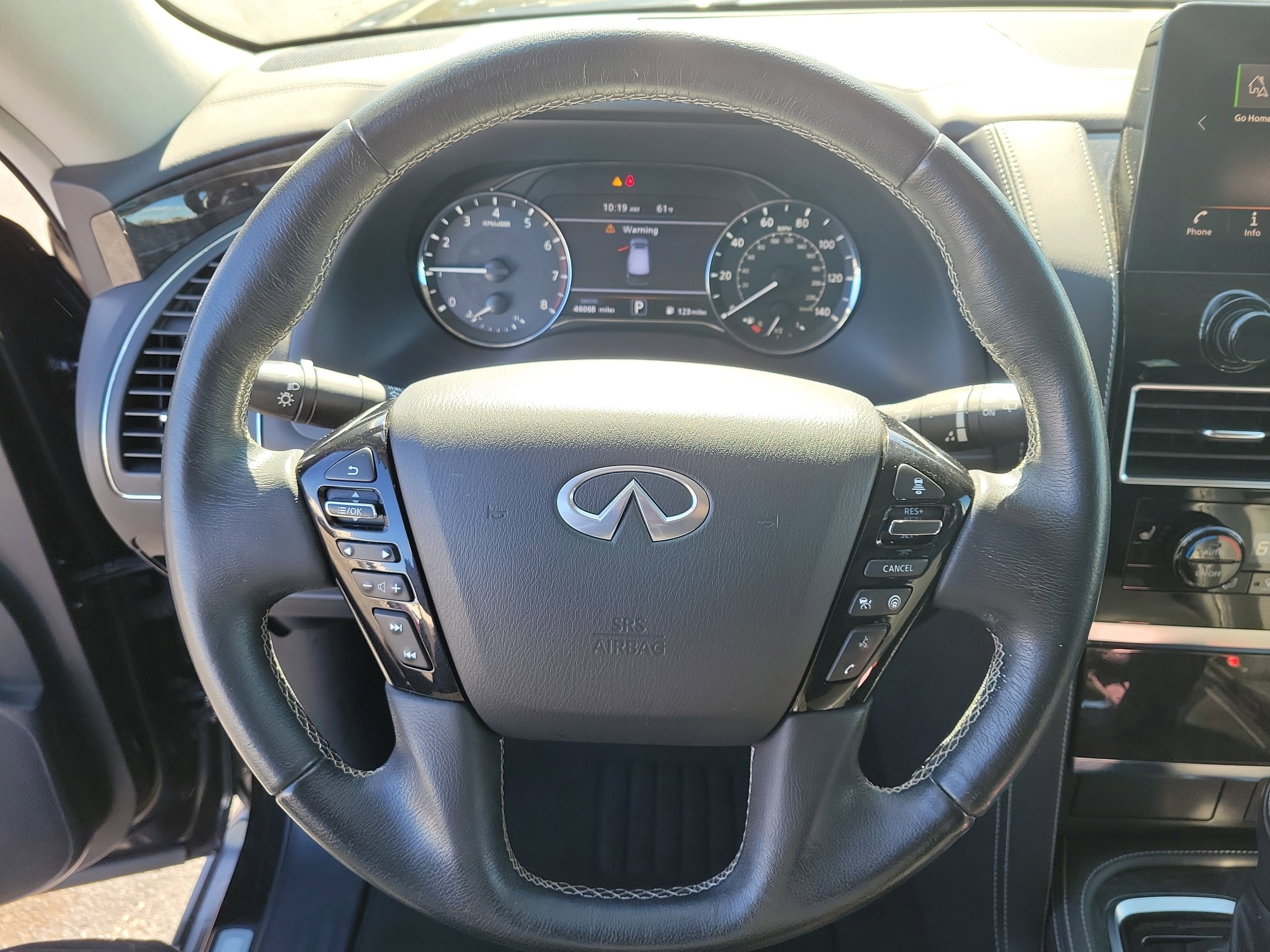 2023 INFINITI QX80 LUXE