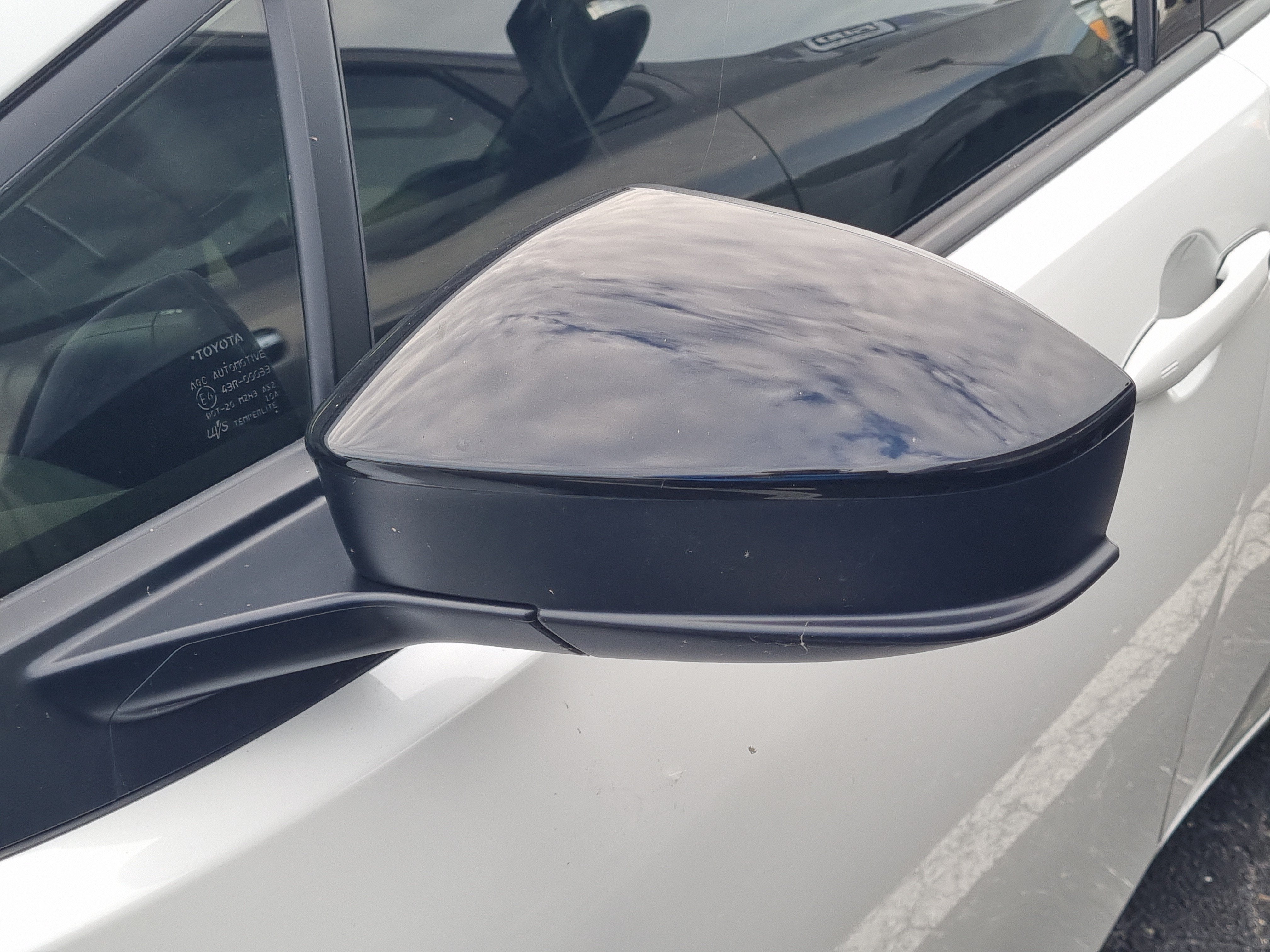 2023 Toyota Prius XLE