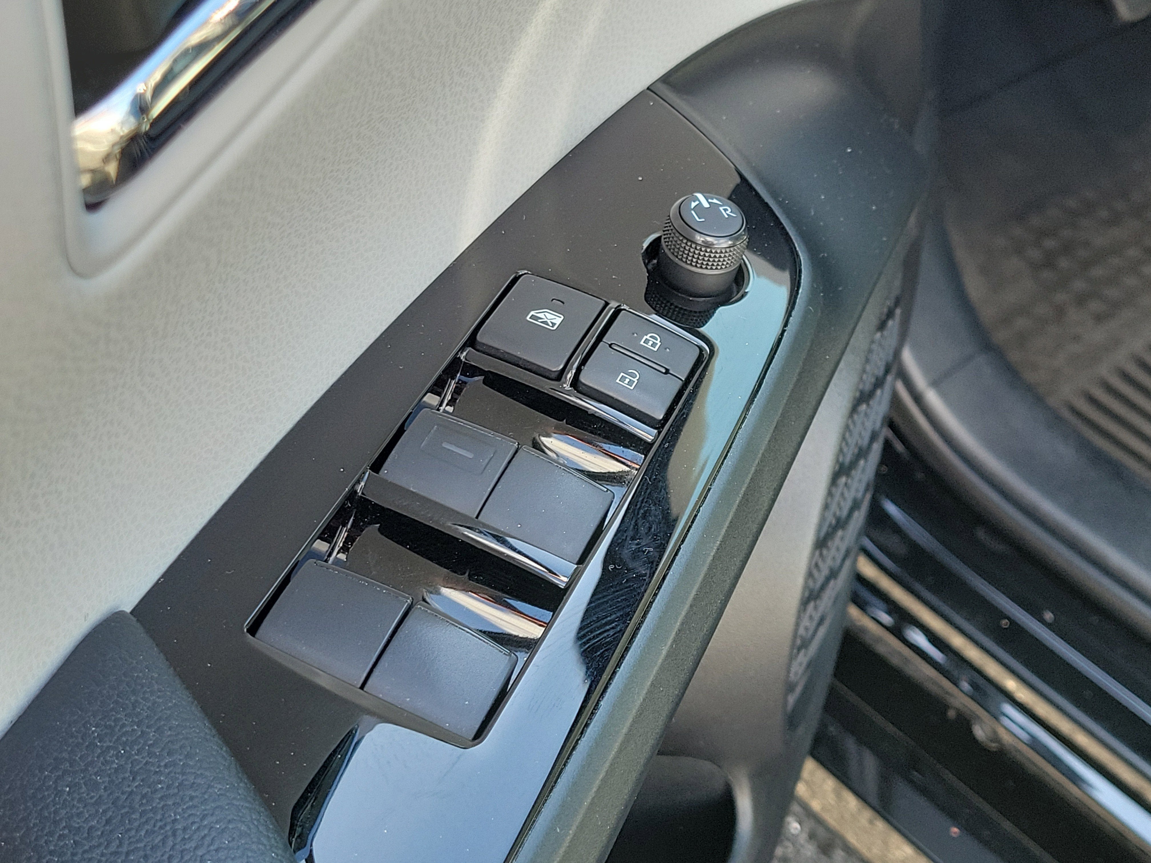 2022 Toyota Prius Limited