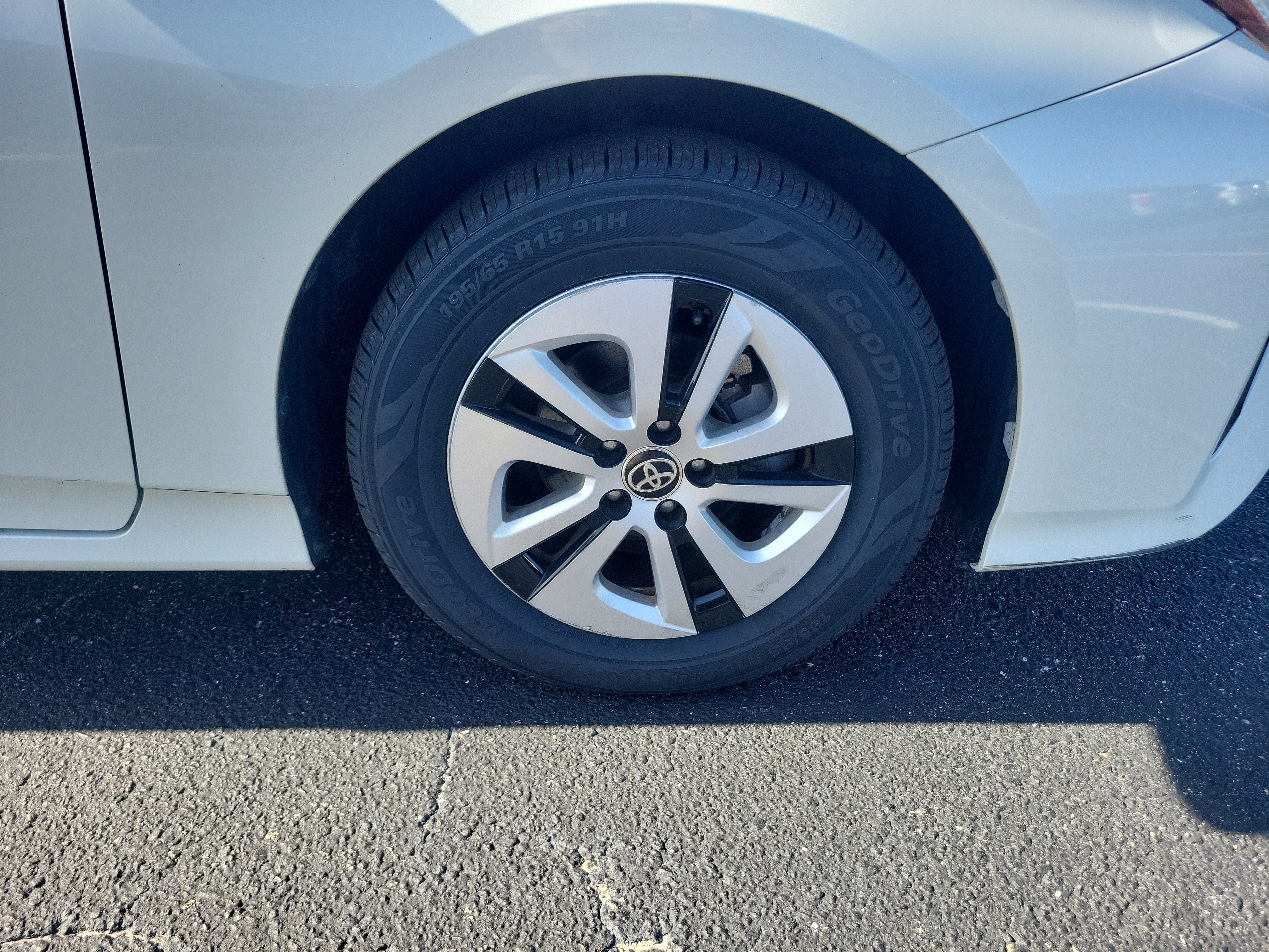 2016 Toyota Prius Two Eco