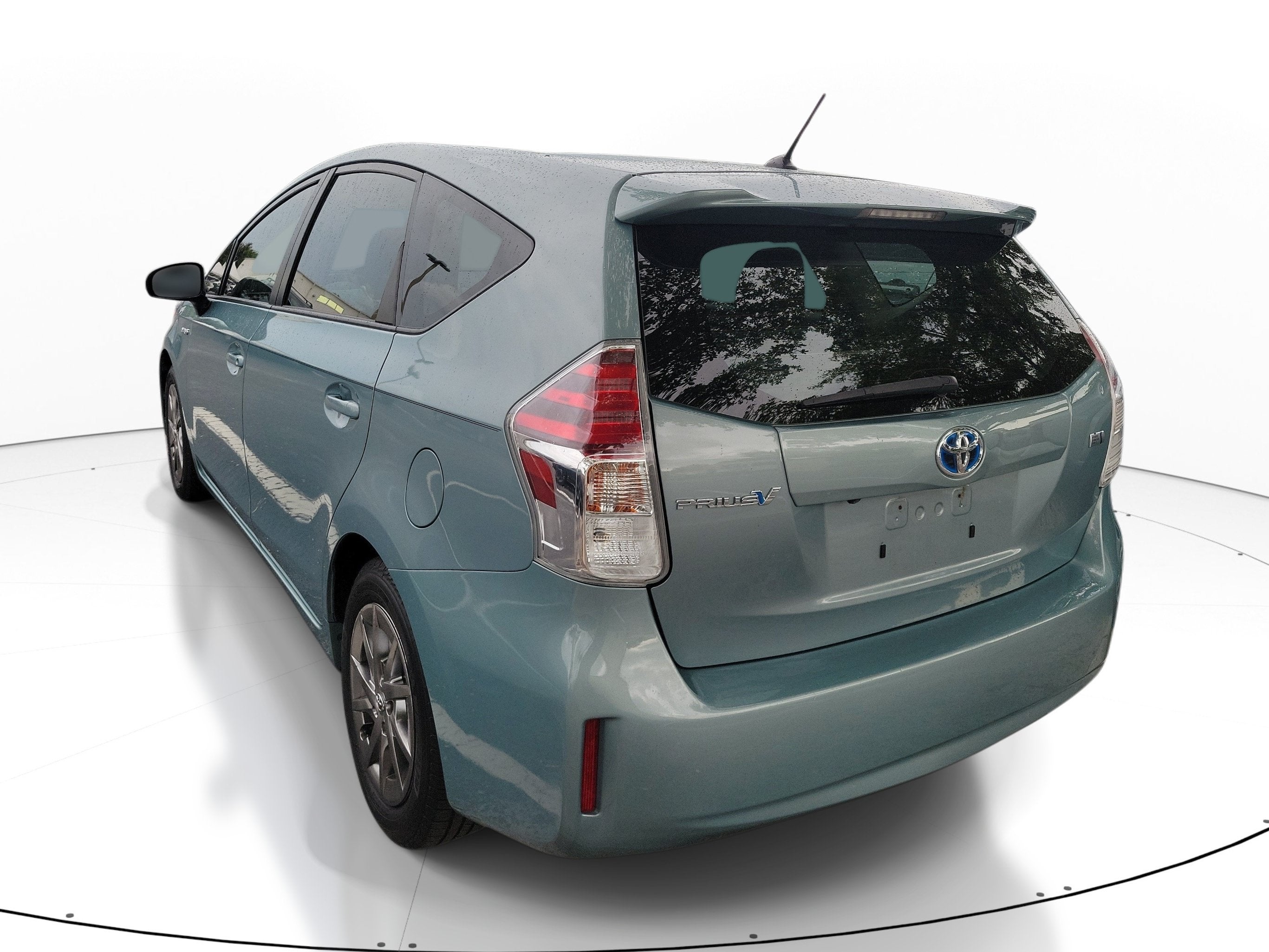 2015 Toyota Prius v Two