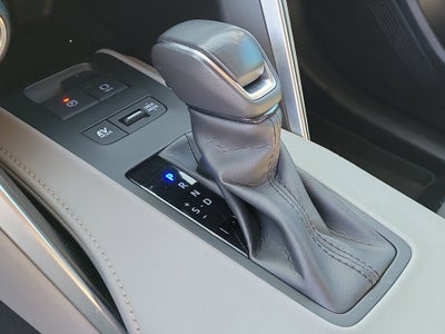 2023 Toyota Venza LE