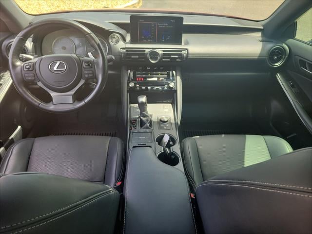 2023 Lexus IS 300