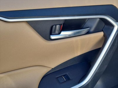 2025 Toyota RAV4 Hybrid XLE Premium
