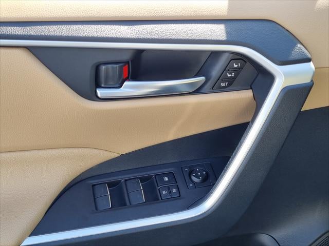 2025 Toyota RAV4 Hybrid XLE Premium