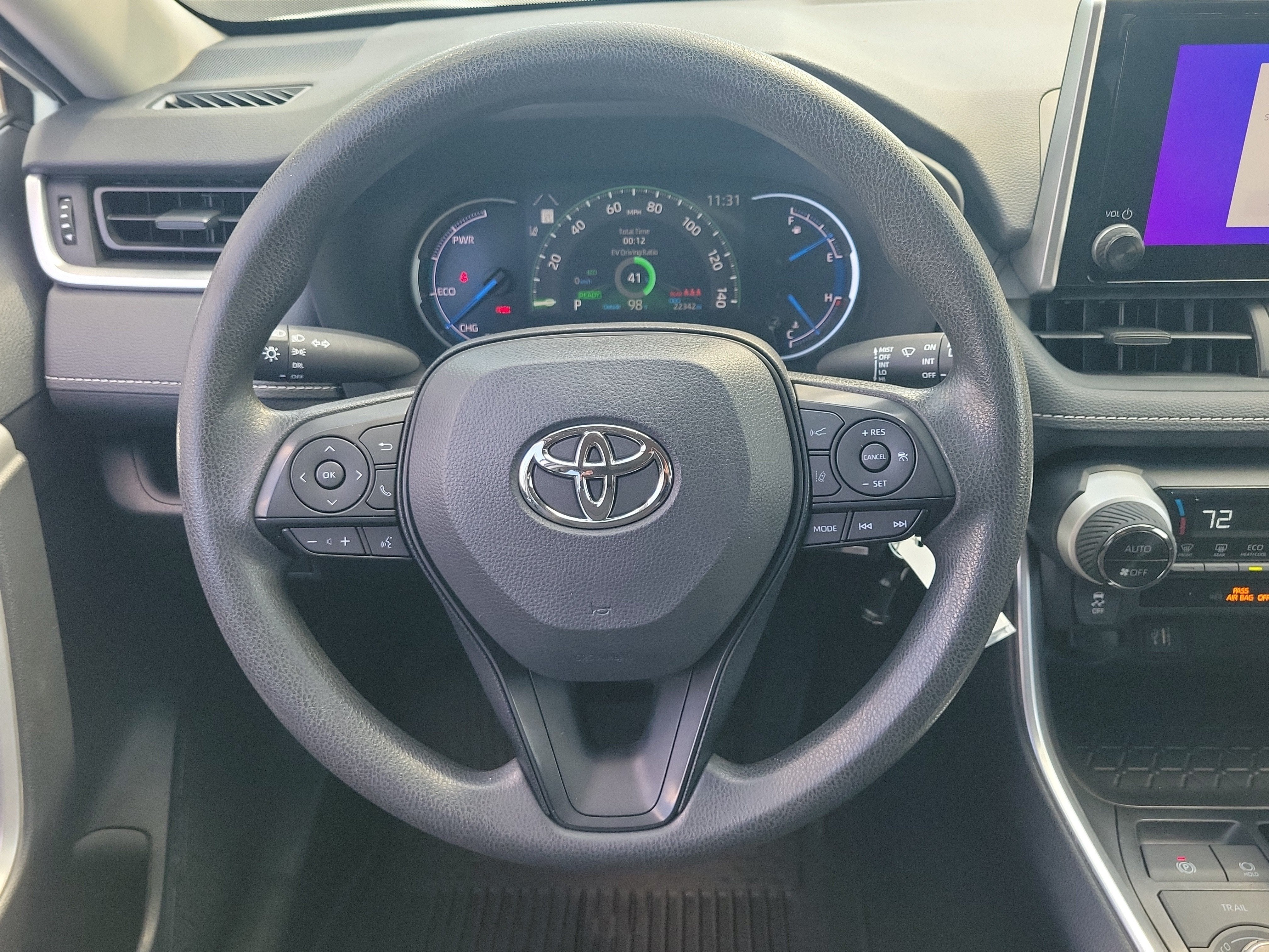 2023 Toyota RAV4 Hybrid LE