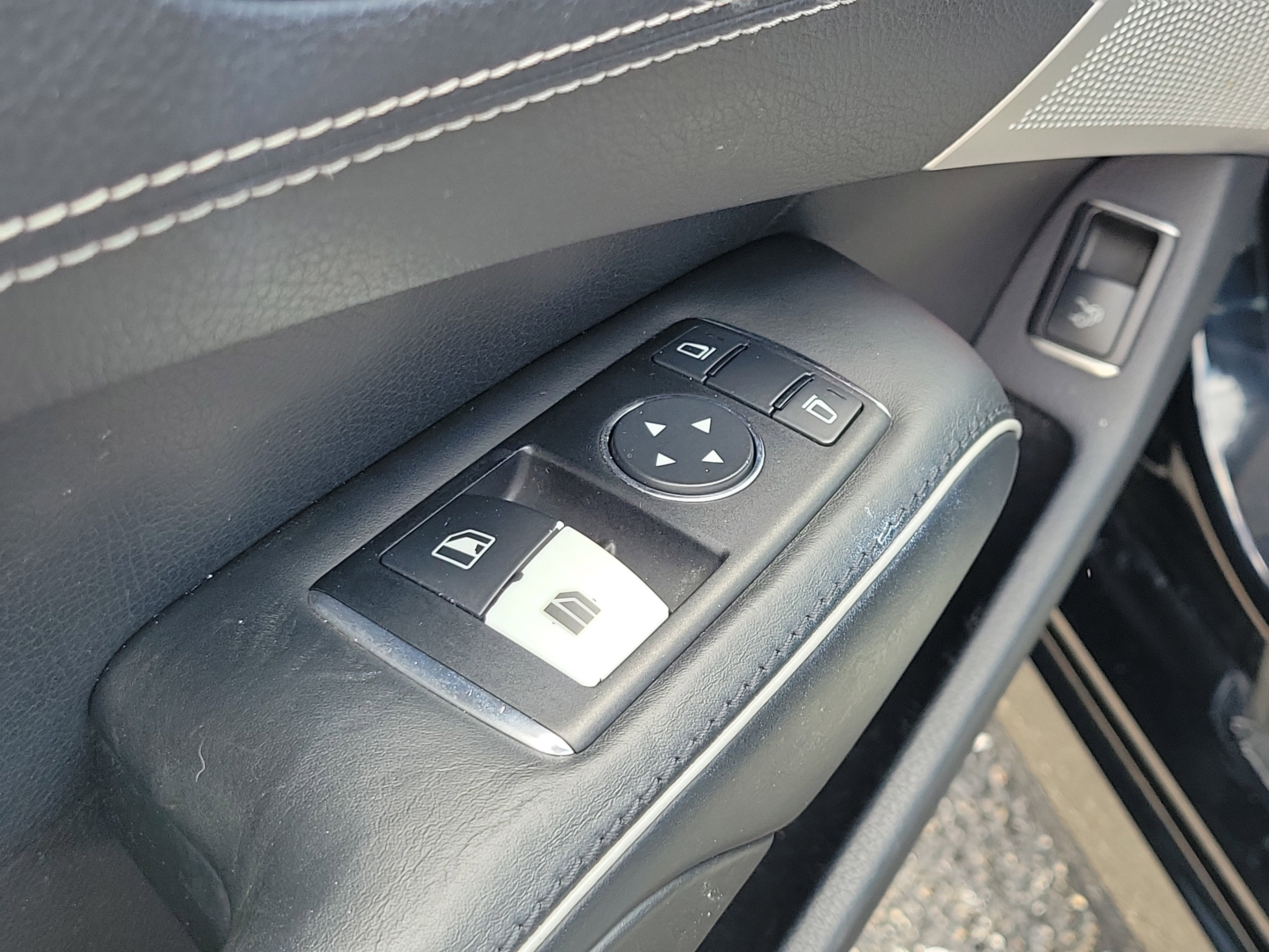 2013 Mercedes-Benz SL-Class SL 550