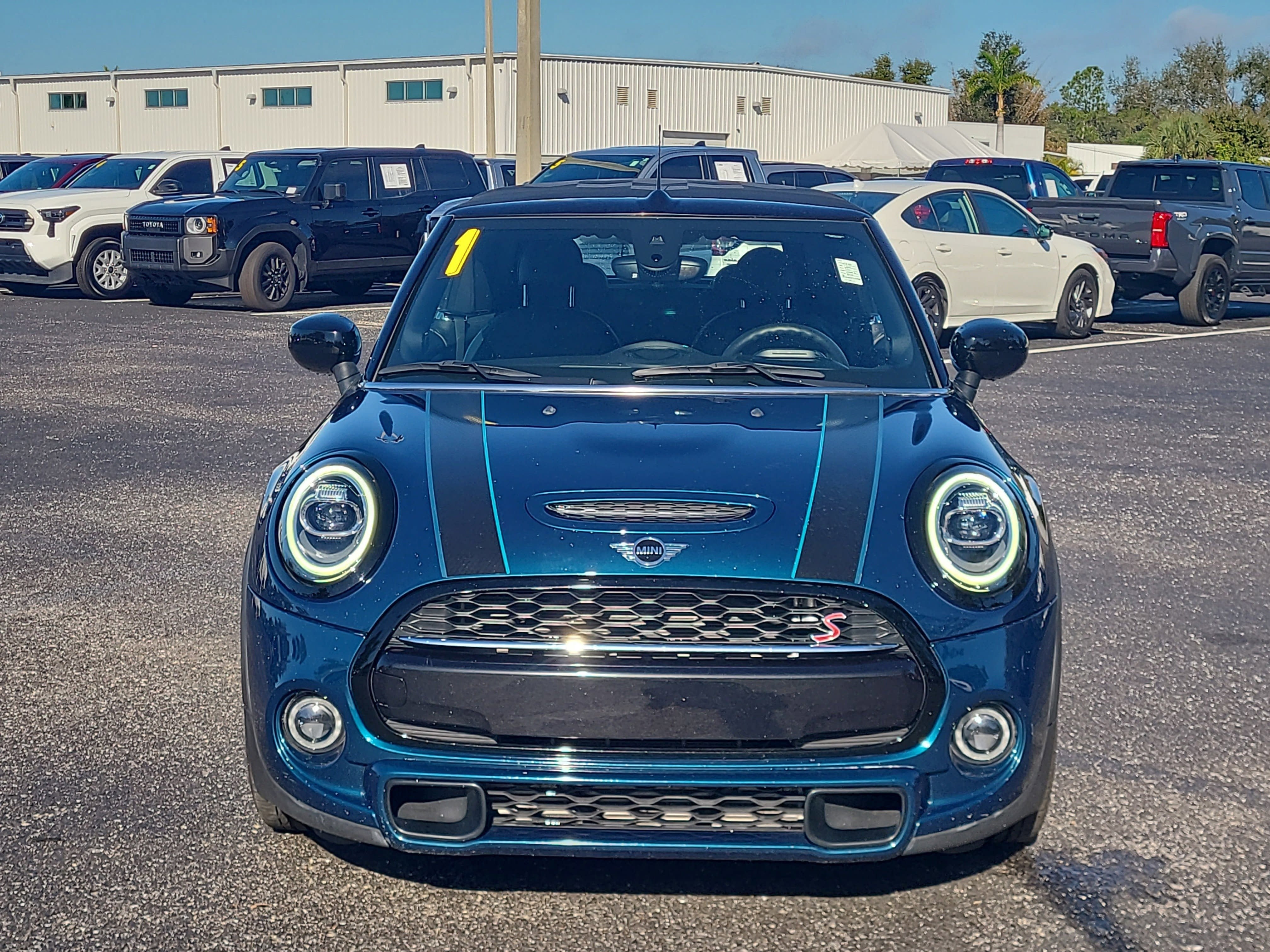 2011 MINI Hardtop 2 Door Cooper