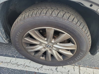 2009 Volkswagen Tiguan S