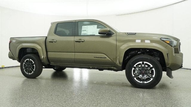 2026 Toyota Tacoma i-FORCE MAX Tacoma TRD Sport