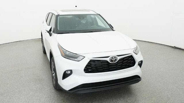 2026 Toyota Highlander Hybrid XLE