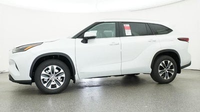 2026 Toyota Highlander Hybrid XLE