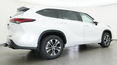 2026 Toyota Highlander Hybrid XLE