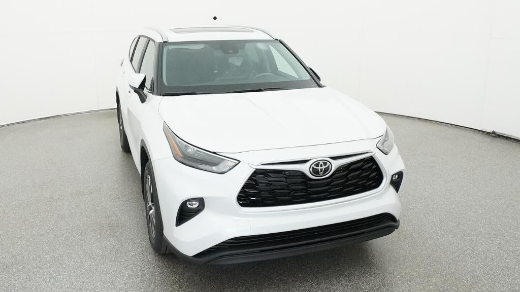 2026 Toyota Highlander Hybrid XLE