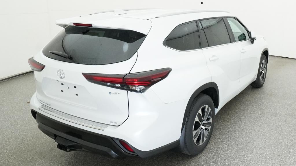 2026 Toyota Highlander Hybrid XLE
