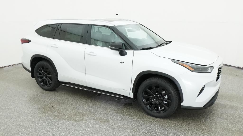 2026 Toyota Highlander Hybrid XLE