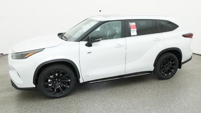 2026 Toyota Highlander Hybrid XLE