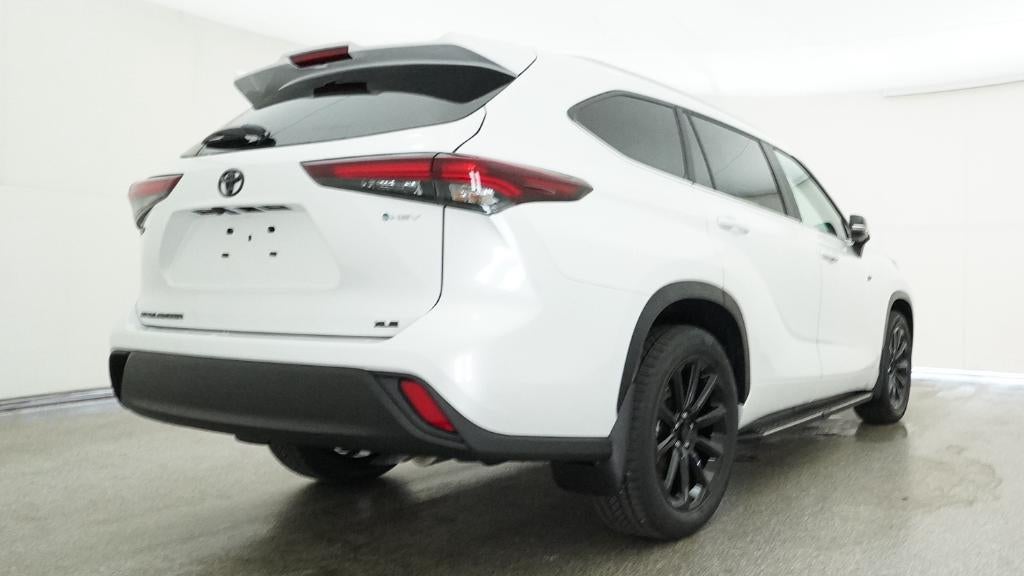 2026 Toyota Highlander Hybrid XLE