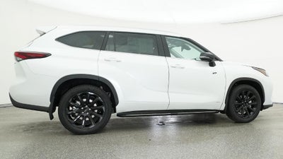 2026 Toyota Highlander Hybrid XLE