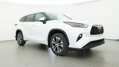 2026 Toyota Highlander Hybrid XLE