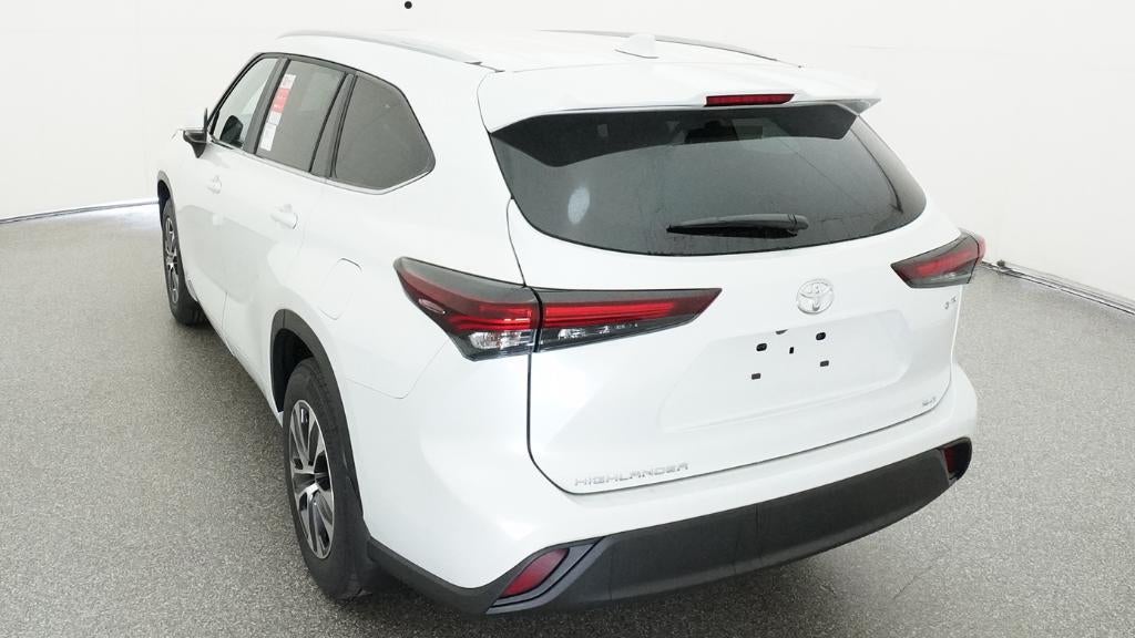 2026 Toyota Highlander Hybrid XLE