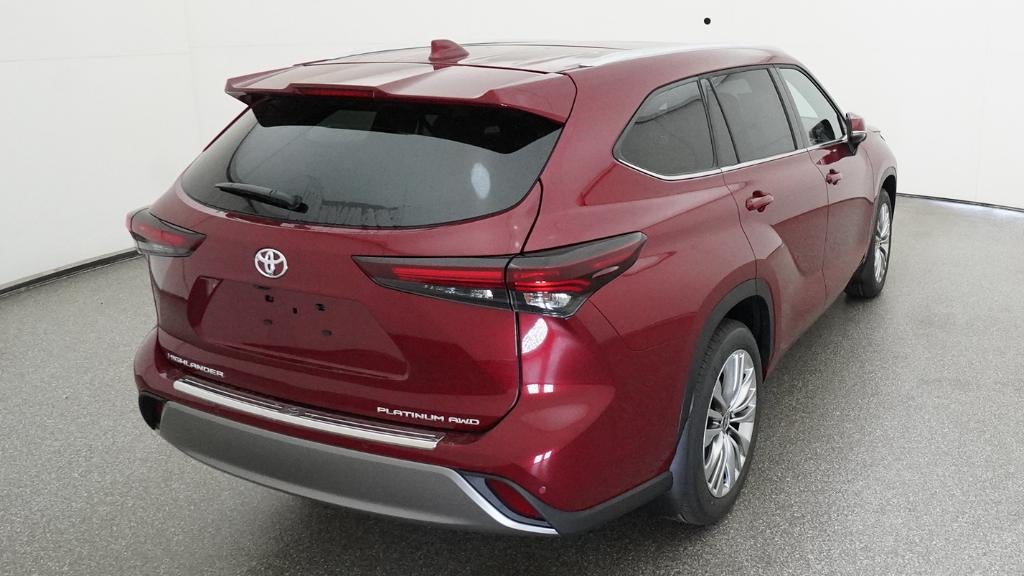 2026 Toyota Highlander Platinum