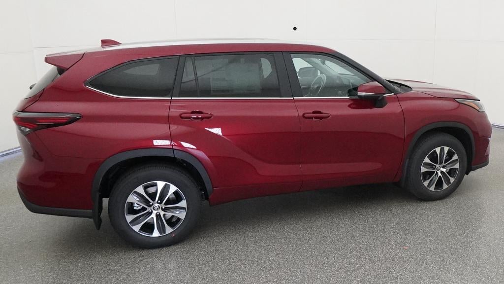 2026 Toyota Highlander XLE