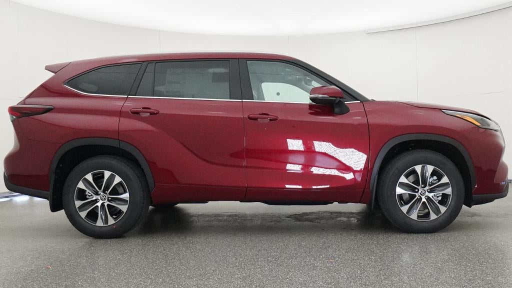 2026 Toyota Highlander XLE