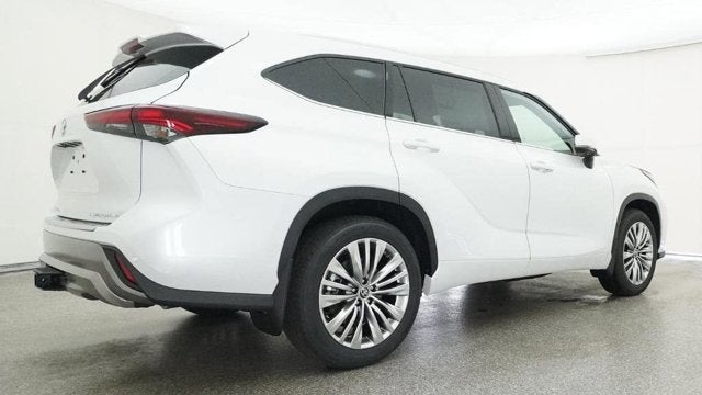 2026 Toyota Highlander Platinum