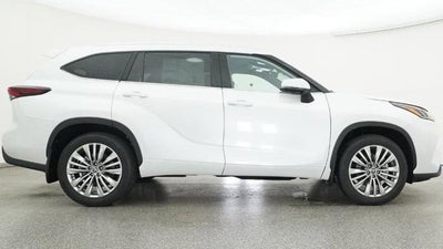 2026 Toyota Highlander Platinum
