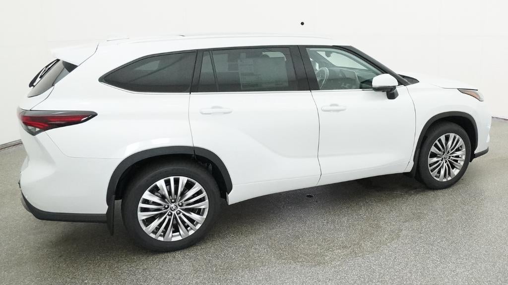 2026 Toyota Highlander Platinum