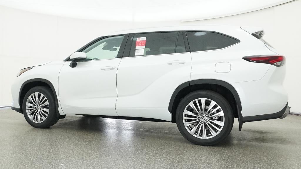 2026 Toyota Highlander Platinum