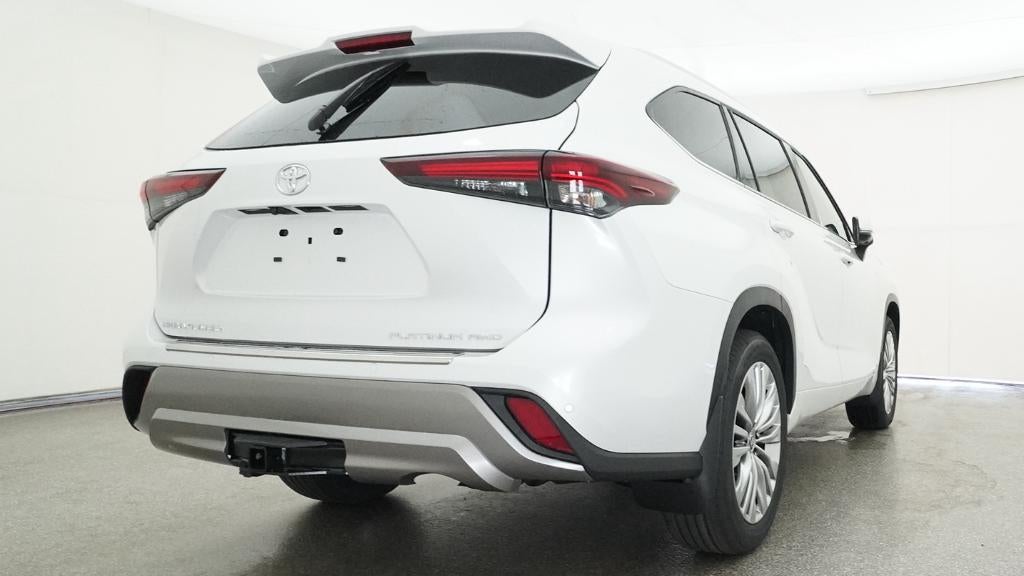 2026 Toyota Highlander Platinum