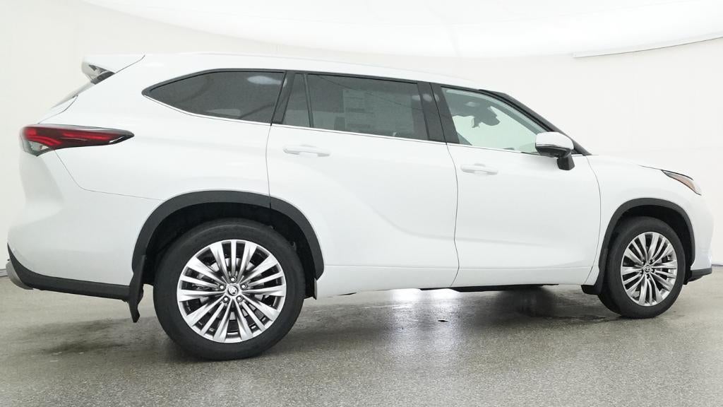 2026 Toyota Highlander Platinum