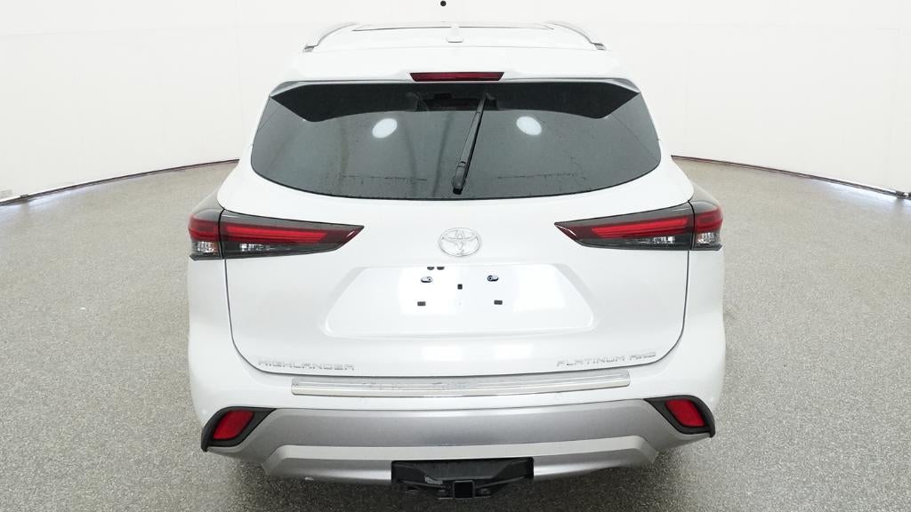 2026 Toyota Highlander Platinum
