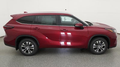 2026 Toyota Highlander XLE
