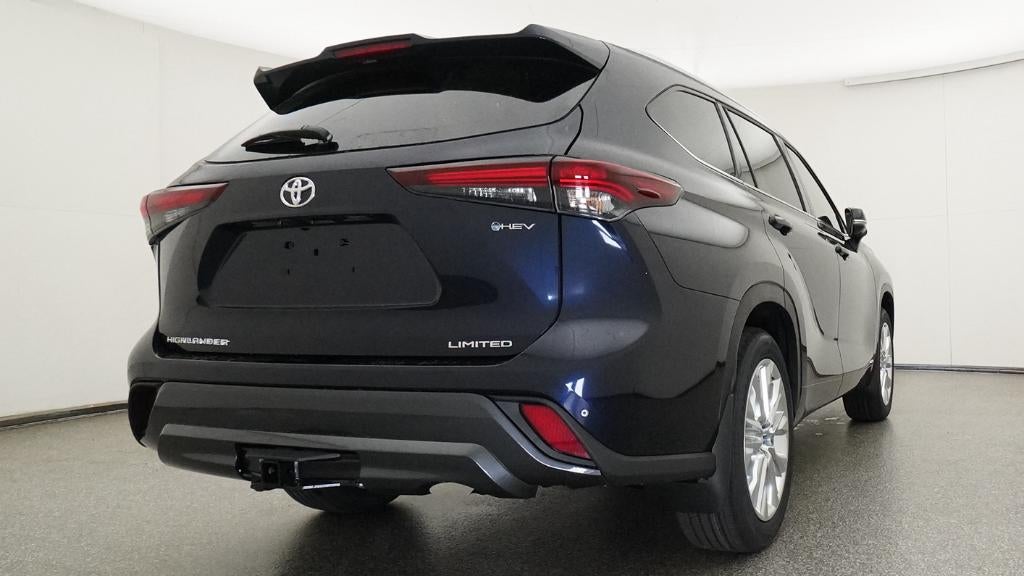 2026 Toyota Highlander Hybrid Limited