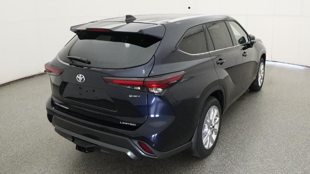 2026 Toyota Highlander Hybrid Limited