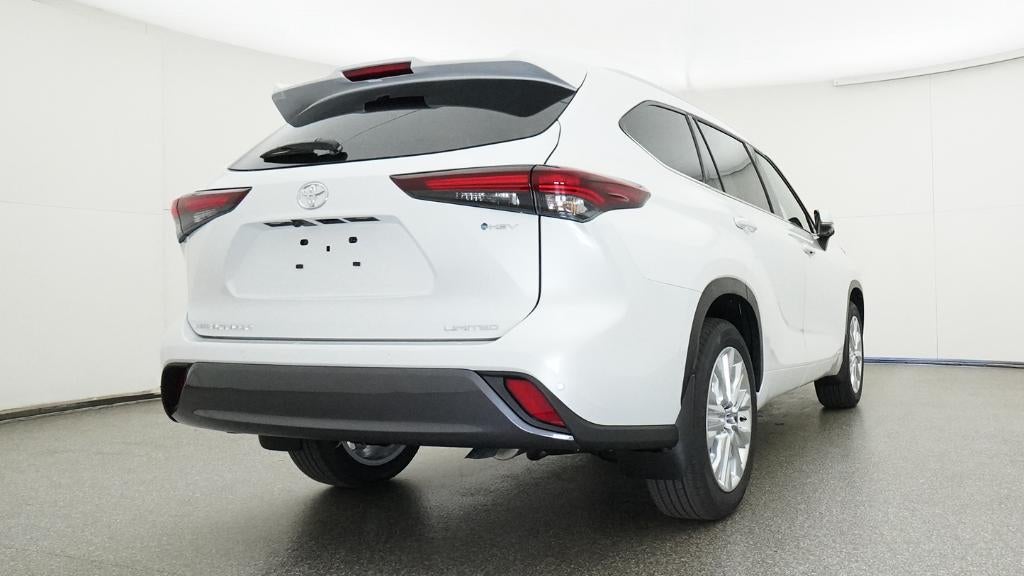 2026 Toyota Highlander Hybrid Limited
