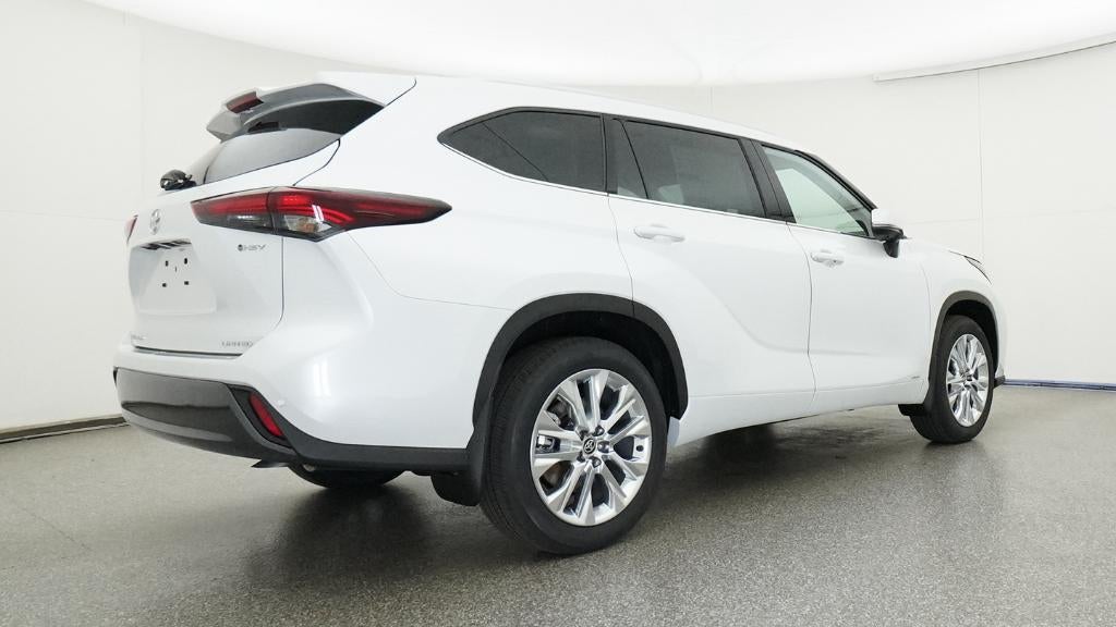 2026 Toyota Highlander Hybrid Limited