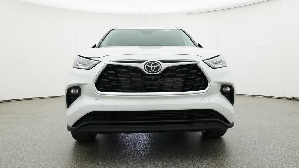 2026 Toyota Highlander Hybrid Limited