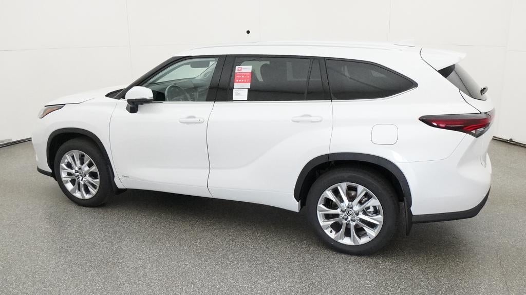 2026 Toyota Highlander Hybrid Limited