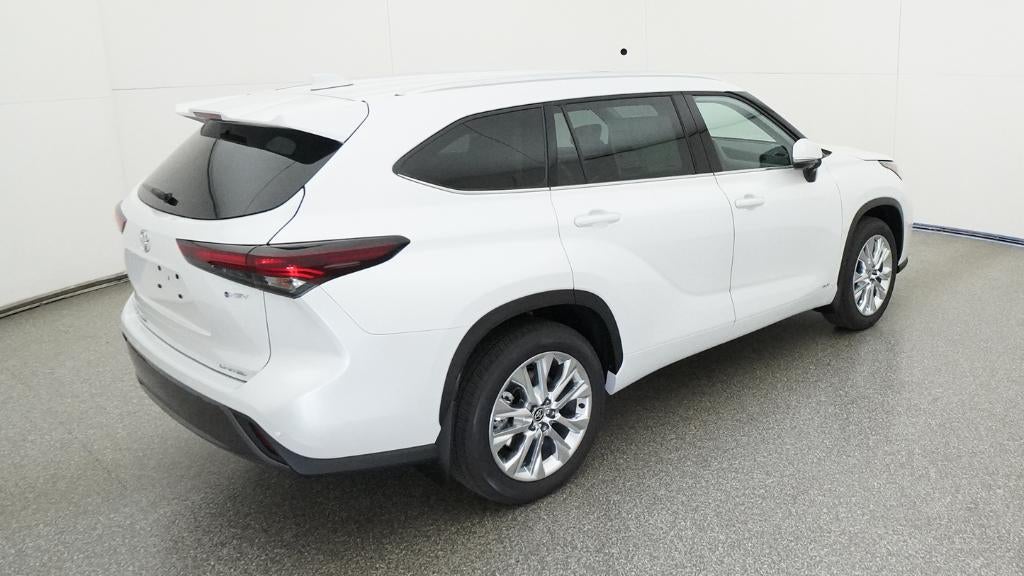 2026 Toyota Highlander Hybrid Limited