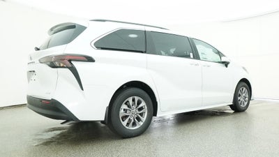 2026 Toyota Sienna XLE