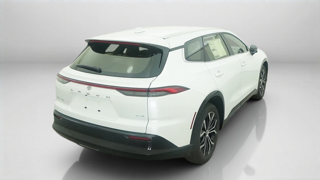 2026 Toyota Toyota Crown Signia XLE