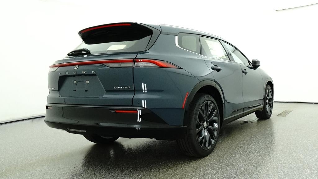 2026 Toyota Toyota Crown Signia Limited